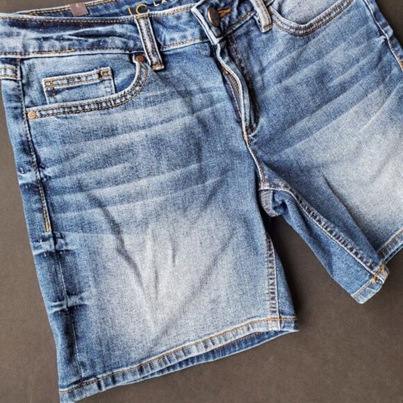 💍Lauren Conrad Jean Midi Shorts - Picture 5 of 8